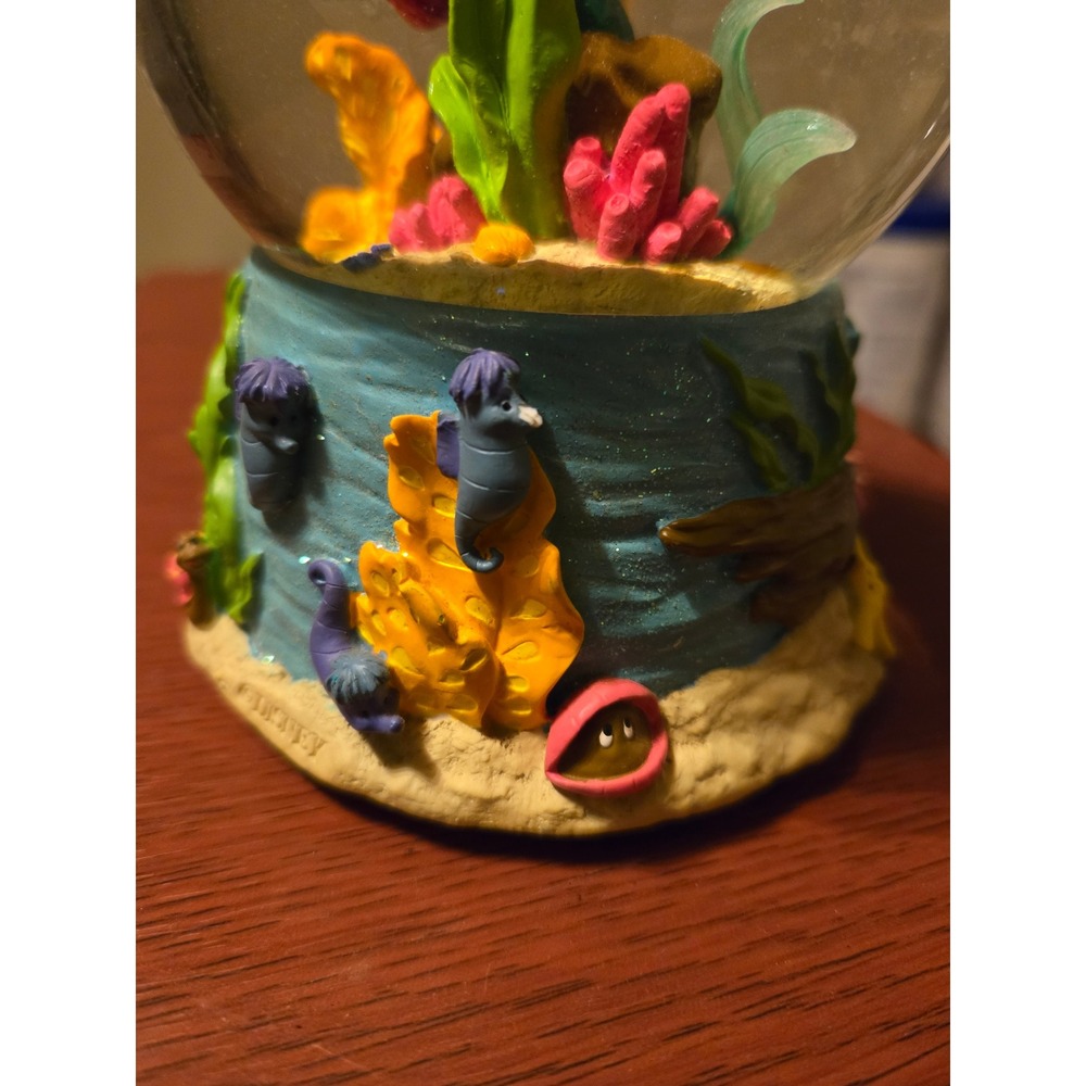 Disney The Little Mermaid Ariel Snow Globe Flounder Sebastian Under the Sea - Picture 5 of 10